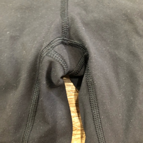 LULULEMON SOULCYCLE Wunder Under Crop Legging Sz 2 - Picture 4 of 8